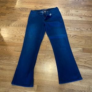 Women’s size 6 Limited jeans